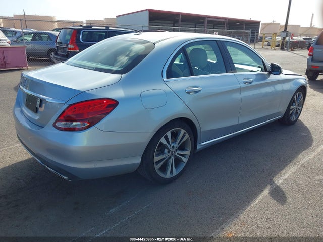 55SWF4JB1JU234570 Mercedes-Benz C 300