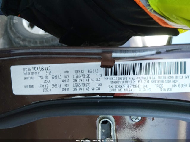 2015 RAM 1500 1C6RR7FT0FS719647 Photo 8