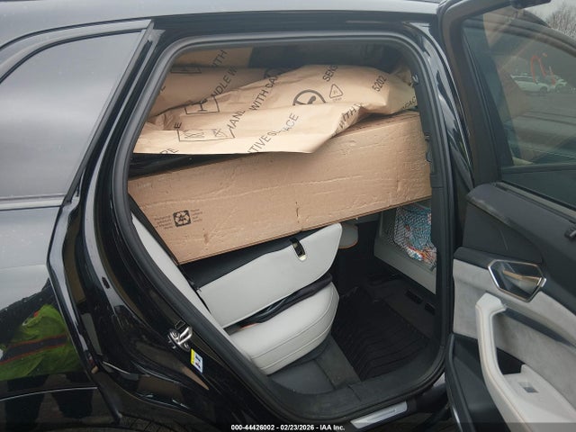 2024 AUDI Q8 E-TRON WA16AAGE4RB052497 Photo 7