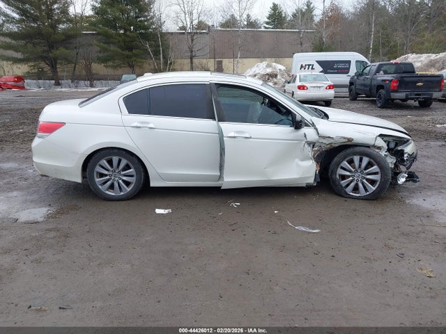 44426012 :رقم المزاد ، 1HGCP3F88BA003525 vin ، 2011 Honda Accord 3.5 Ex-l مزاد بيع