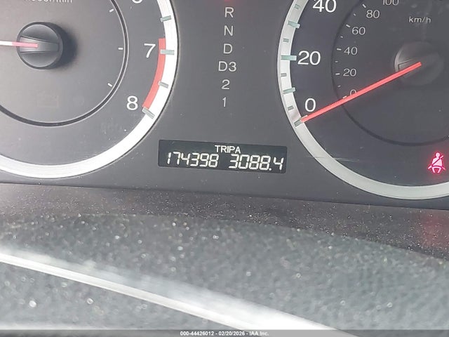 44426012 :رقم المزاد ، 1HGCP3F88BA003525 vin ، 2011 Honda Accord 3.5 Ex-l مزاد بيع