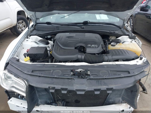 2015 CHRYSLER 300 2C3CCAAG2FH922025 Photo 9