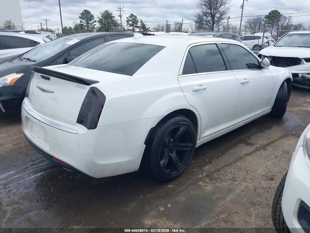 2015 CHRYSLER 300 2C3CCAAG2FH922025 Photo 3