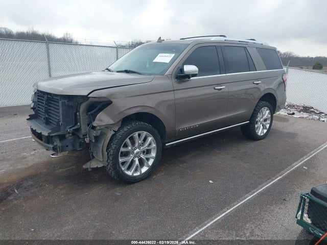 2018 Ford Expedition Platinum მანქანა იყიდება აუქციონზე, vin: 1FMJU1MT4JEA65565, აუქციონის ნომერი: 44426022