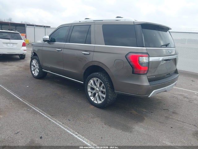 2018 Ford Expedition Platinum მანქანა იყიდება აუქციონზე, vin: 1FMJU1MT4JEA65565, აუქციონის ნომერი: 44426022