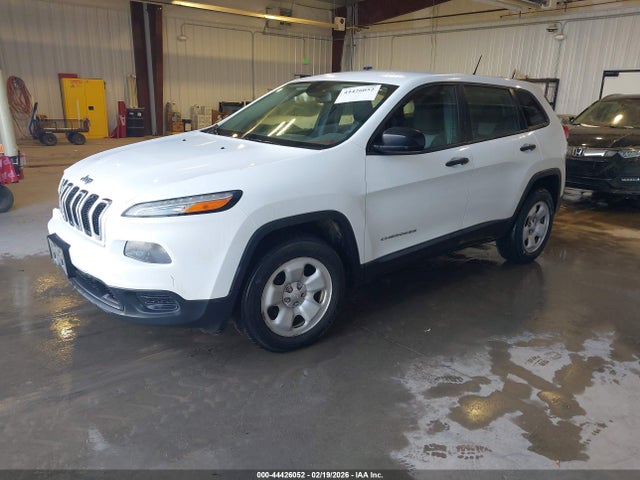 1C4PJMAB5EW310474 Jeep Cherokee Sport