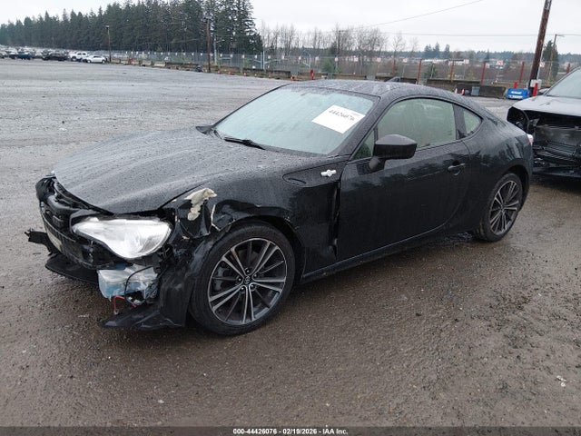 Scion FR-S 2015 JF1ZNAA15F8702109 Image 2