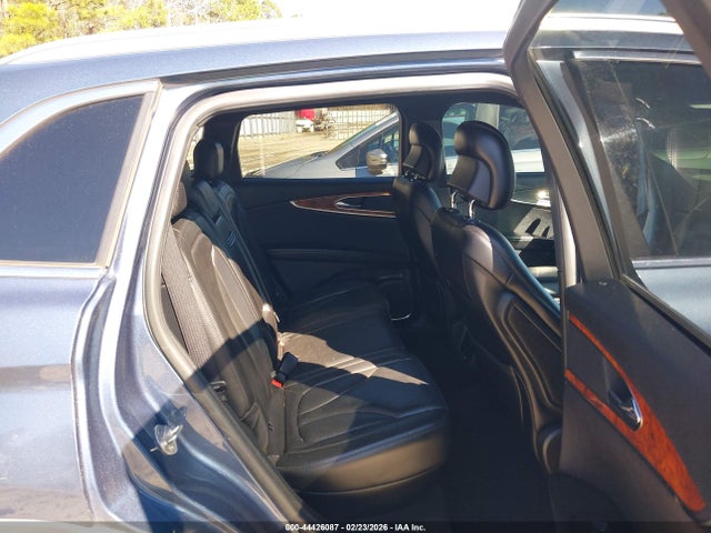 Lincoln Nautilus Select 2019 2LMPJ8K96KBL46349 Image 8