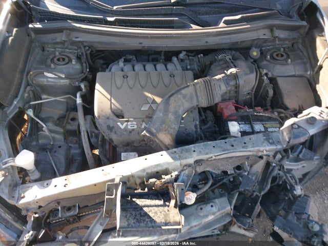 2016 MITSUBISHI OUTLANDER JA4JZ4AX7GZ001823 Photo 9