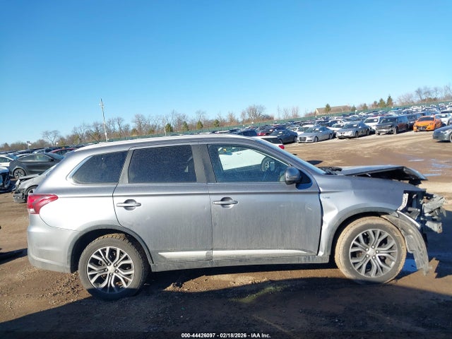 Продаж на аукціоні авто 2016 Mitsubishi Outlander Gt, vin: JA4JZ4AX7GZ001823, номер лоту: 44426097