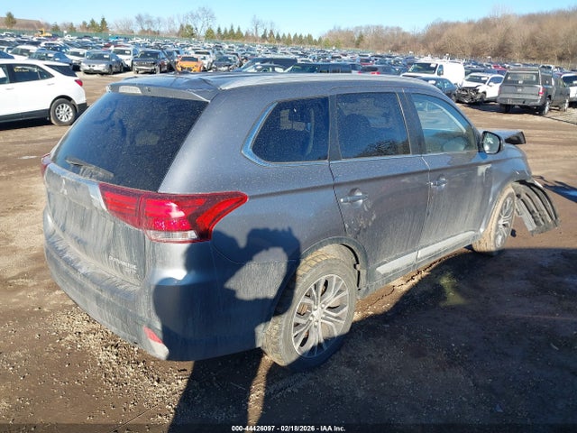 2016 MITSUBISHI OUTLANDER JA4JZ4AX7GZ001823 Photo 3