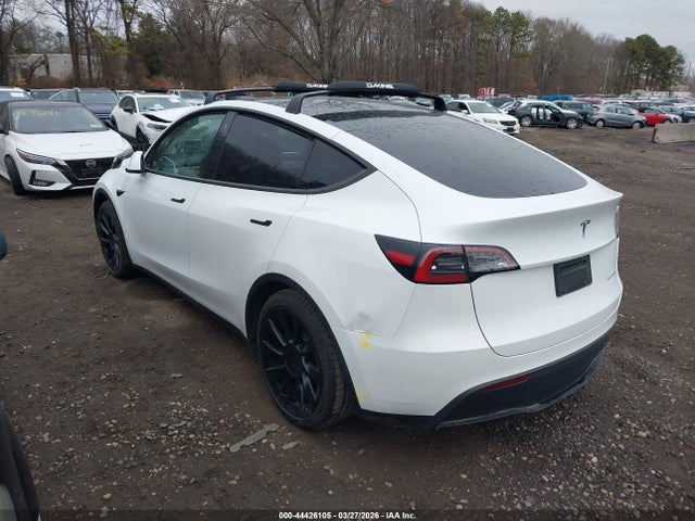 2023 TESLA MODEL Y 7SAYGAEE1PF608634 Photo 2