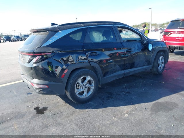 44426156 :رقم المزاد ، 5NMJB3AEXPH285598 vin ، 2023 Hyundai Tucson Sel مزاد بيع