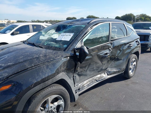 44426156 :رقم المزاد ، 5NMJB3AEXPH285598 vin ، 2023 Hyundai Tucson Sel مزاد بيع