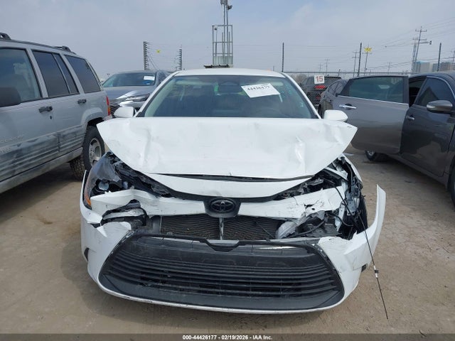 5YFB4MDE4SP257195 Toyota COROLLA LE