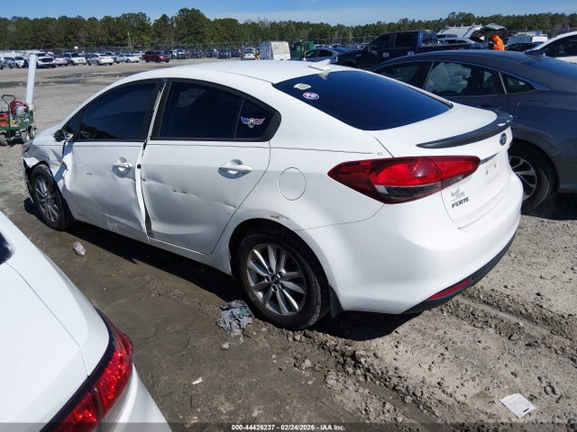 3KPFL4A7XHE121318 KIA FORTE S