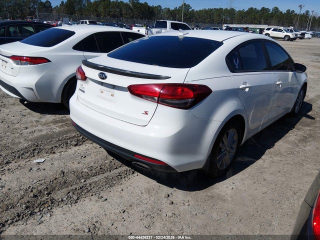 3KPFL4A7XHE121318 KIA FORTE S