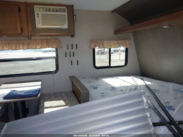 Продажа на аукционе авто 2017 Keystone Rv Summerland Mini 1800, vin: 4YDT18015HW152993, номер лота: 44426245