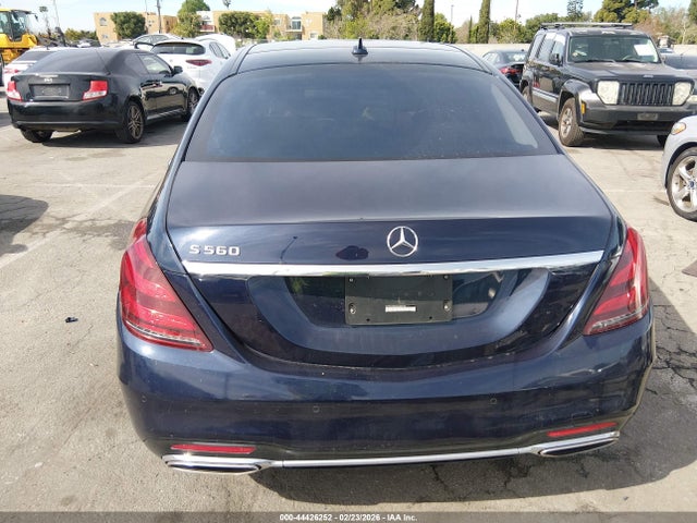 WDDUG8DB2JA380743 Mercedes-Benz S 560