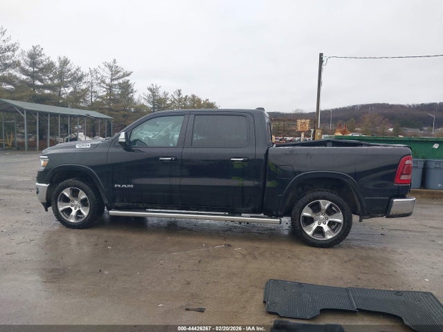 44426267 :رقم المزاد ، 1C6SRFJT5NN300547 vin ، 2022 Ram 1500 Laramie  4x4 5'7 Box مزاد بيع