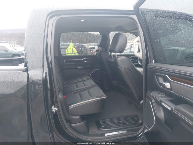 44426267 :رقم المزاد ، 1C6SRFJT5NN300547 vin ، 2022 Ram 1500 Laramie  4x4 5'7 Box مزاد بيع