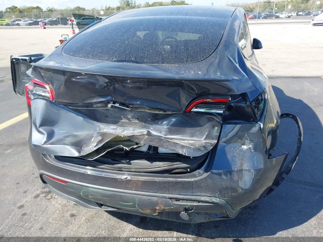 5YJYGDEE6LF040308 Tesla Model Y Long Range Dual Motor All-wheel Drive