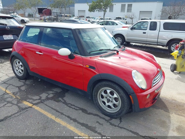 2005 MINI COOPER WMWRC33475TC56480