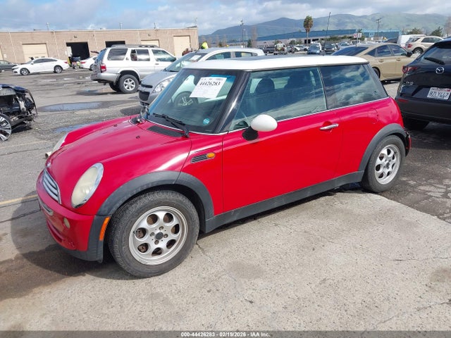 2005 MINI COOPER WMWRC33475TC56480 Photo 1