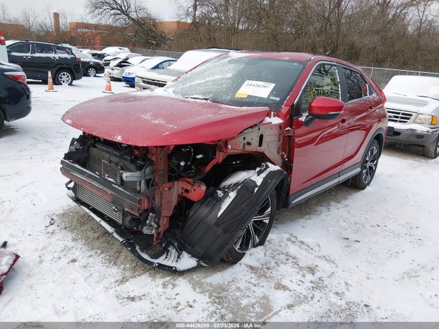 2018 MITSUBISHI ECLIPSE CROSS JA4AT5AA8JZ047431 Photo 1