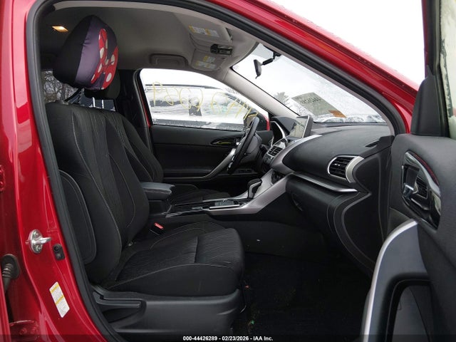 2018 MITSUBISHI ECLIPSE CROSS JA4AT5AA8JZ047431 Photo 4