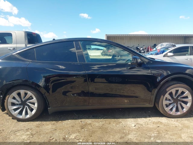7SAYGDED2TF437380 Tesla Model Y Premium Rear-wheel Drive/standard Rear-wheel Drive