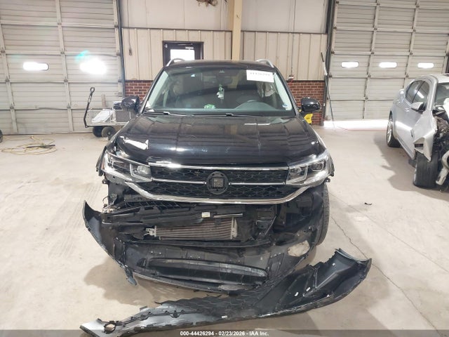 Продажа на аукционе авто 2024 Volkswagen Taos 1.5t Sel, vin: 3VV4X7B24RM037827, номер лота: 44426294