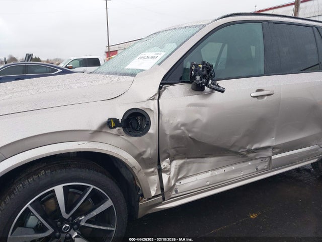 Продажа на аукционе авто 2023 Volvo Xc90 Recharge Plug-in Hybrid T8 Plus Dark Theme 7-seater, vin: YV4H60CW2P1995982, номер лота: 44426303
