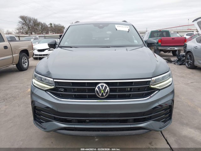 44426314 :رقم المزاد ، 3VVCB7AX5NM076461 vin ، 2022 Volkswagen Tiguan 2.0t Se R-line Black مزاد بيع