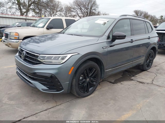 44426314 :رقم المزاد ، 3VVCB7AX5NM076461 vin ، 2022 Volkswagen Tiguan 2.0t Se R-line Black مزاد بيع