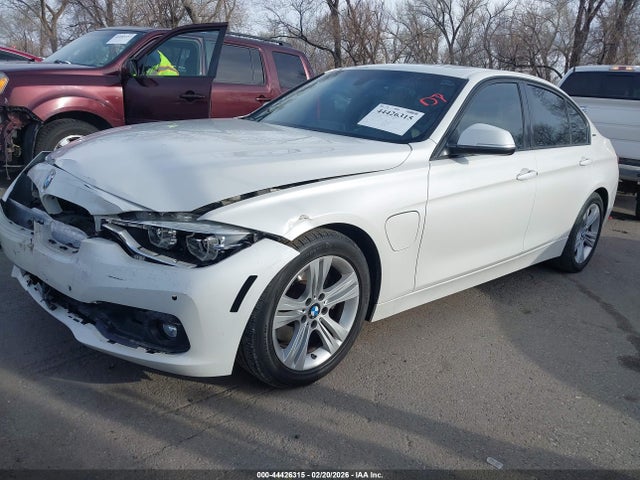 2016 BMW 330E WBA8E1C52GK479776 Photo 1