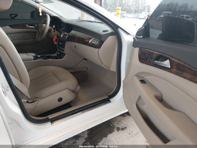2012 MERCEDES-BENZ CLS 550 WDDLJ7DB9CA055159 Photo 4