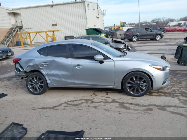 Aukcja sprzedaży 2018 Mazda Mazda3 Touring, vin: 3MZBN1V38JM200770, numer aukcji: 44426351