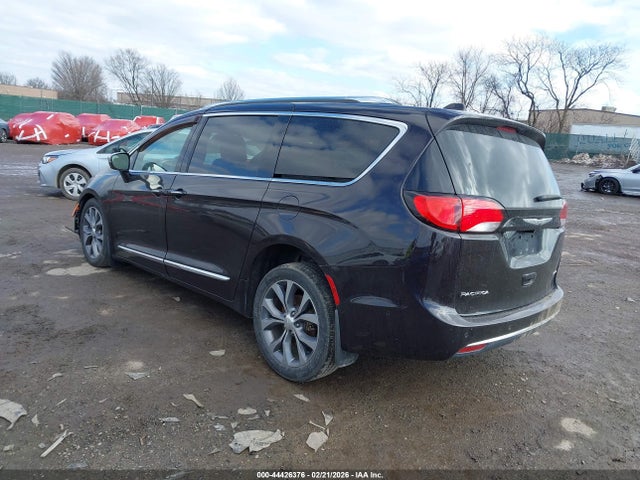 2C4RC1GG9HR561239 Chrysler Pacifica Limited