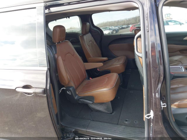 2C4RC1GG9HR561239 Chrysler Pacifica Limited