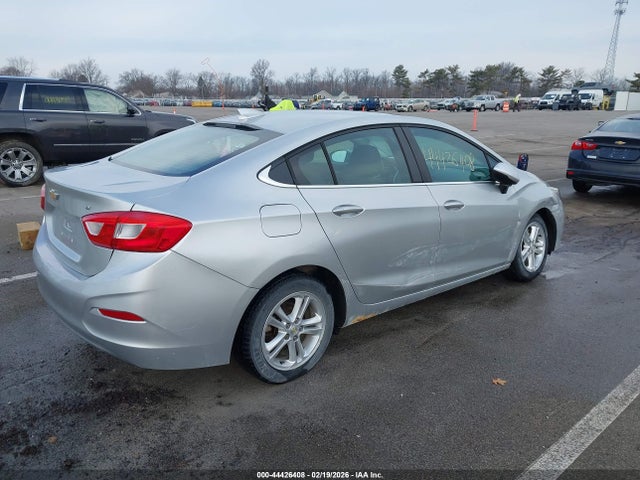 1G1BE5SM1H7153330 Chevrolet Cruze Lt Auto