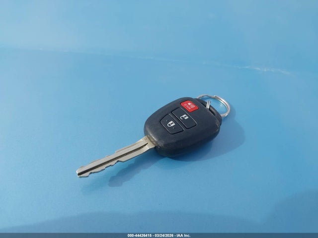 Auction sale of the 2015 Toyota Prius C Two, vin: JTDKDTB33F1114275, lot number: 44426415