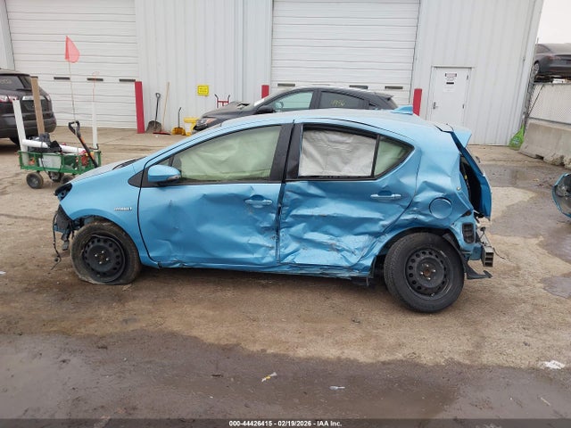 Auction sale of the 2015 Toyota Prius C Two, vin: JTDKDTB33F1114275, lot number: 44426415