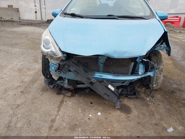 Auction sale of the 2015 Toyota Prius C Two, vin: JTDKDTB33F1114275, lot number: 44426415