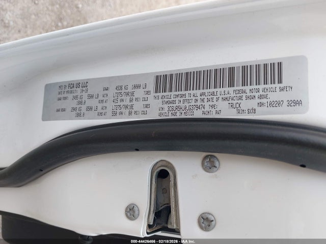 44426466 :رقم المزاد ، 3C6UR5HJ0JG379474 vin ، 2018 Ram 2500 مزاد بيع