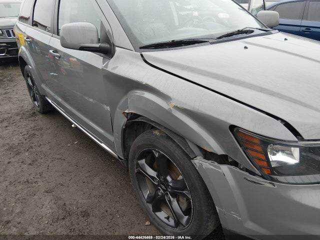 3C4PDCGB6LT267016 Dodge Journey Crossroad