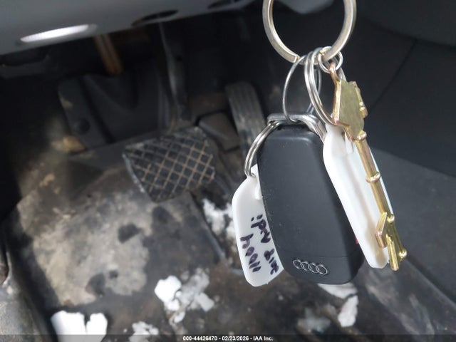 2018 Audi Q3 2.0t Premium/2.0t Sport Premium მანქანა იყიდება აუქციონზე, vin: WA1ECCFS2JR020927, აუქციონის ნომერი: 44426470