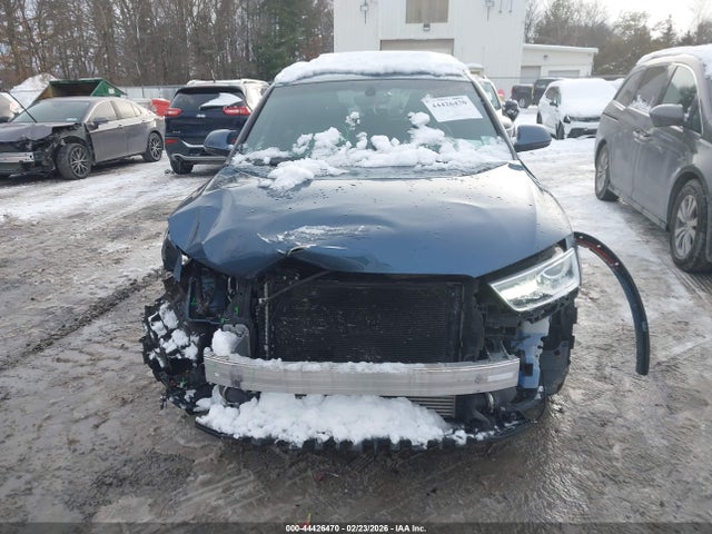 2018 Audi Q3 2.0t Premium/2.0t Sport Premium მანქანა იყიდება აუქციონზე, vin: WA1ECCFS2JR020927, აუქციონის ნომერი: 44426470