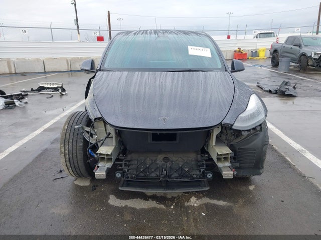 7SAYGDEF0PF607050 Tesla Model Y Performance Dual Motor All-wheel Drive
