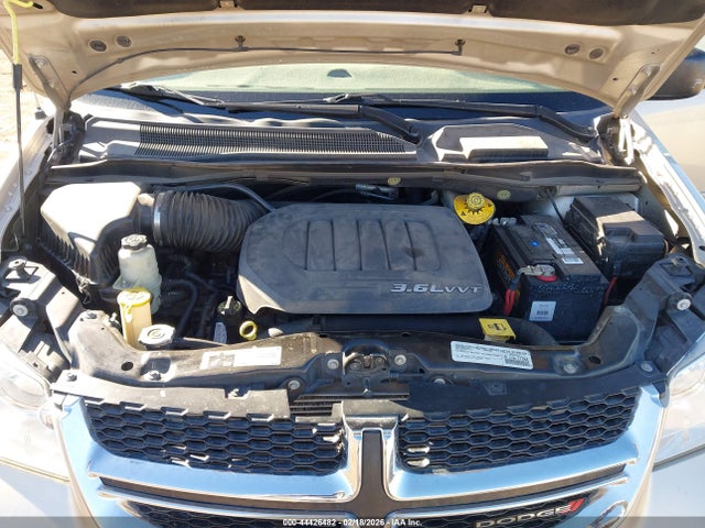 2C4RDGBG4FR617219 Dodge Grand Caravan Se
